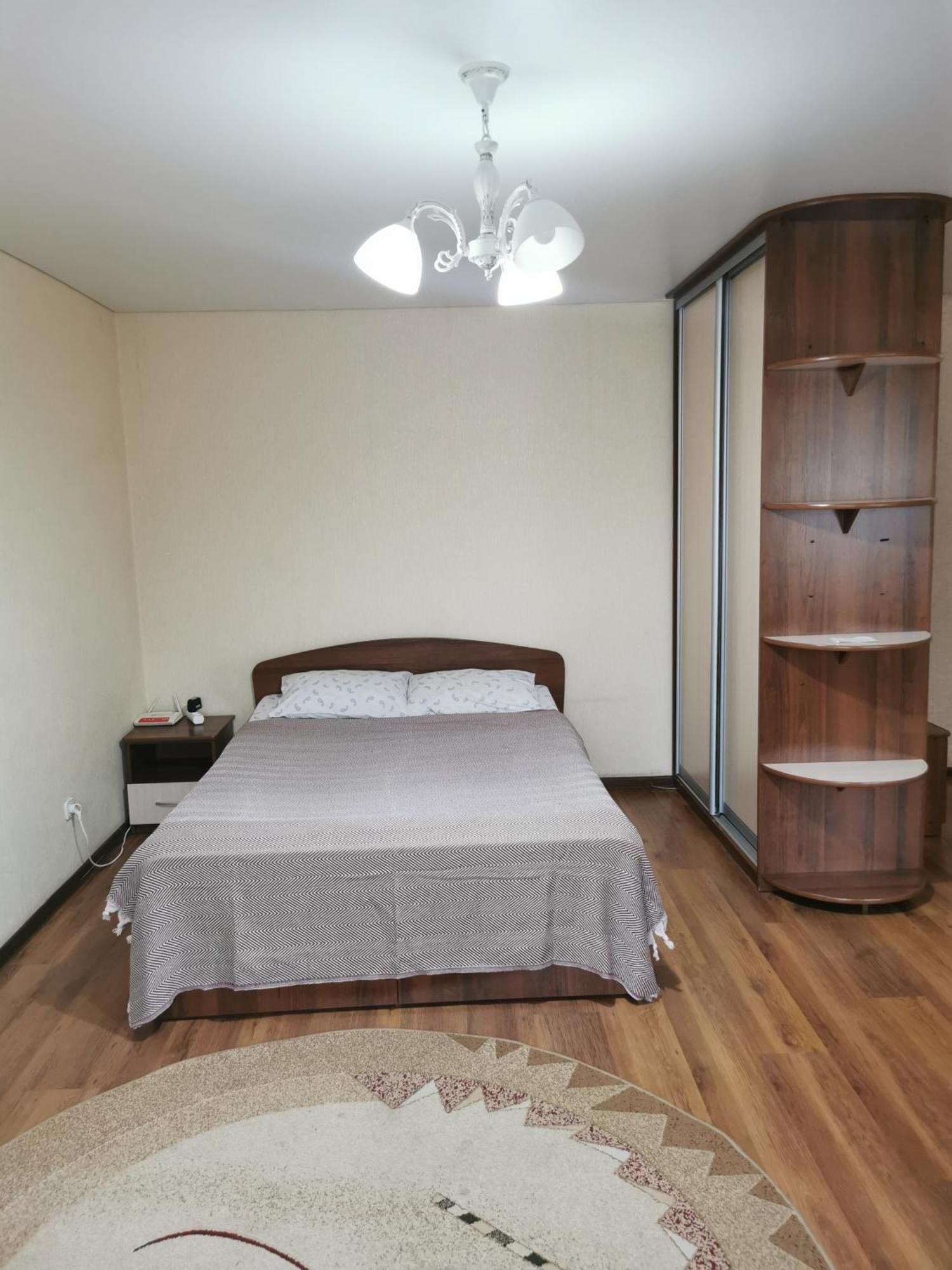 1 Комн Апартаменты В Центре Рядом С Парком Kostanay Bagian luar foto