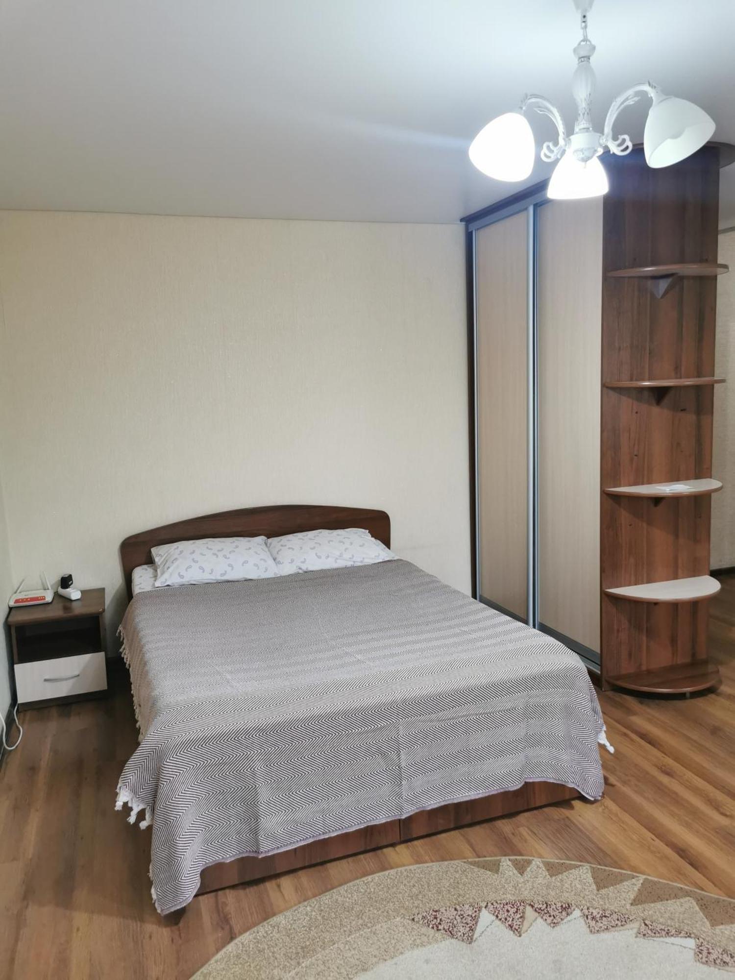 1 Комн Апартаменты В Центре Рядом С Парком Kostanay Bagian luar foto